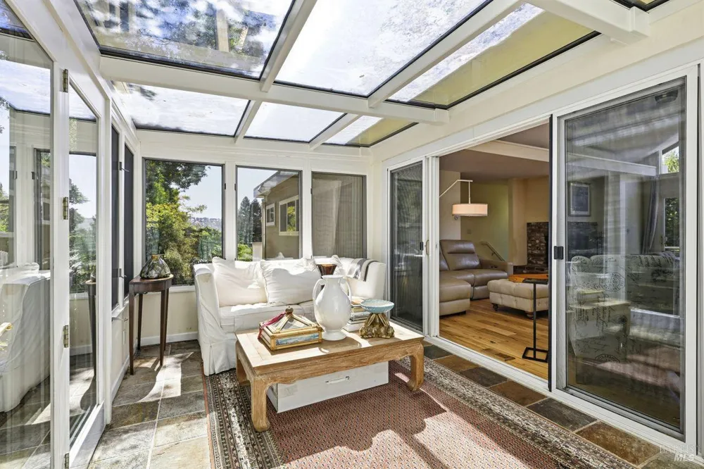 42 Oxford Drive San Rafael, CA 94903