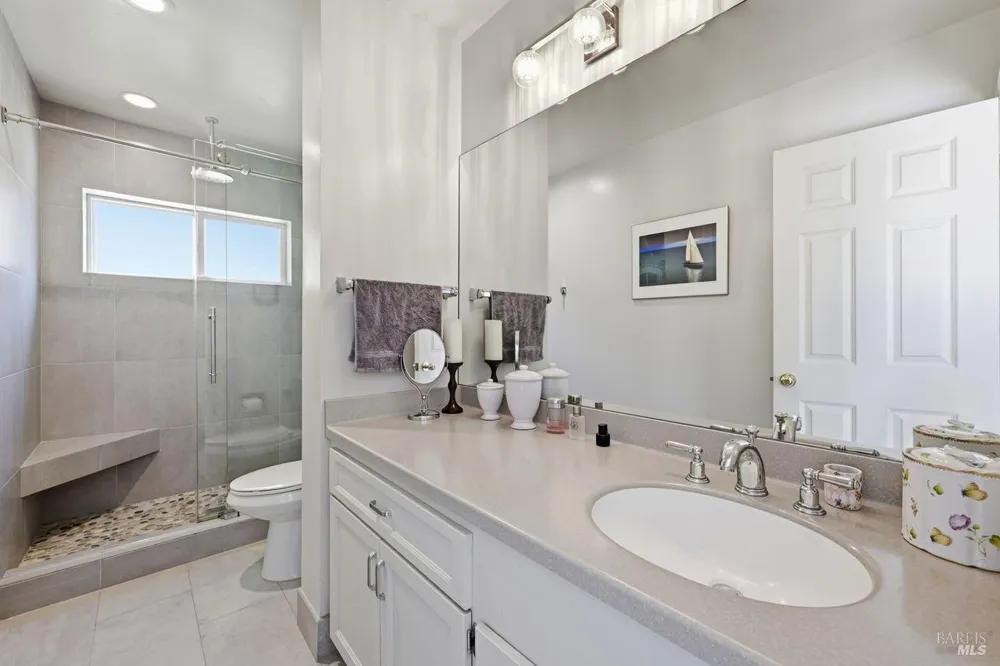 42 Oxford Drive San Rafael, CA 94903