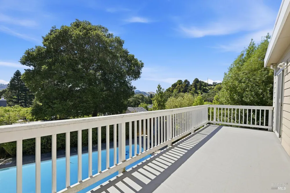 42 Oxford Drive San Rafael, CA 94903