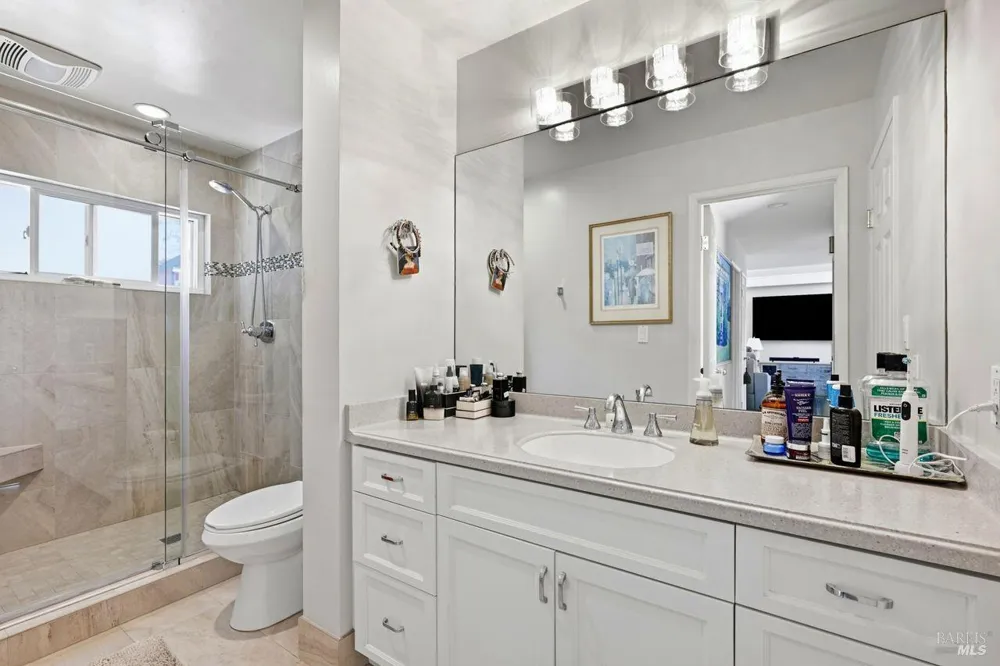 42 Oxford Drive San Rafael, CA 94903