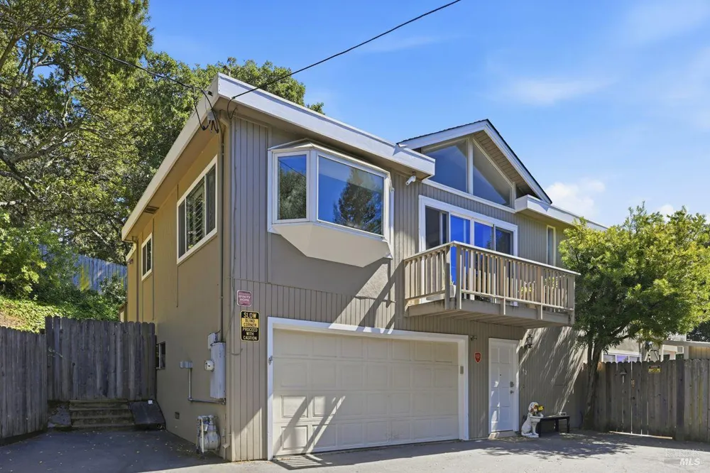 42 Oxford Drive San Rafael, CA 94903