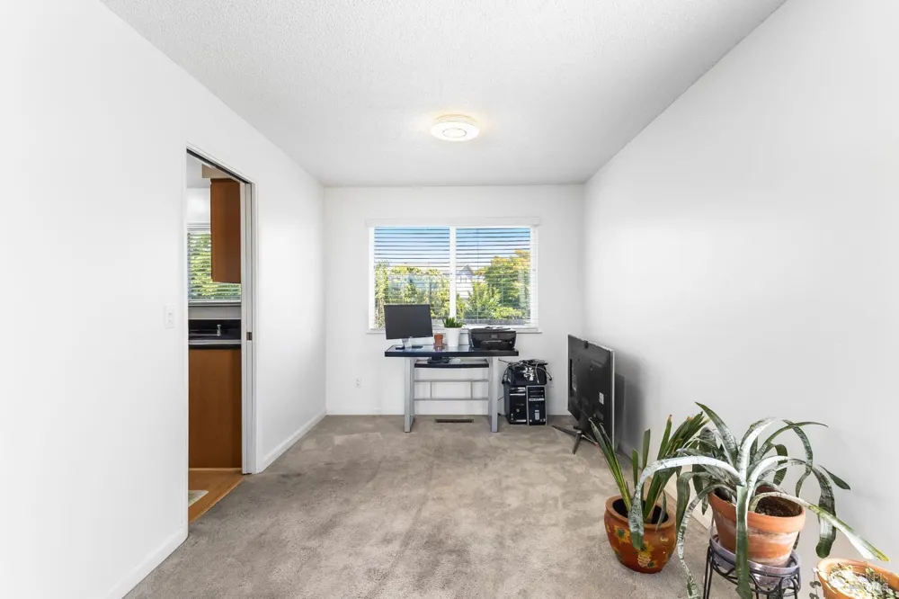 725 Park Lane Petaluma, CA 94954