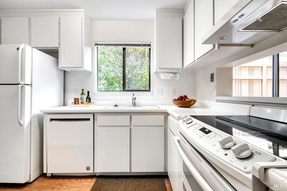 70 Via Belardo Greenbrae, CA 94904