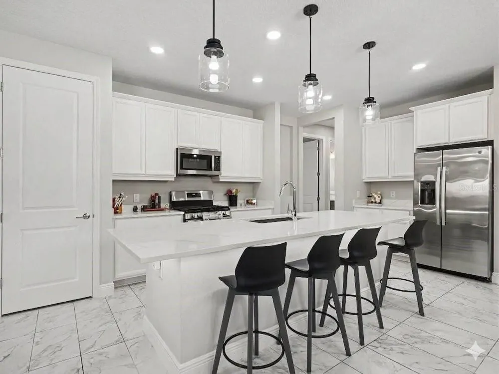 8144 STERNWAY ROAD Sarasota, FL 34240