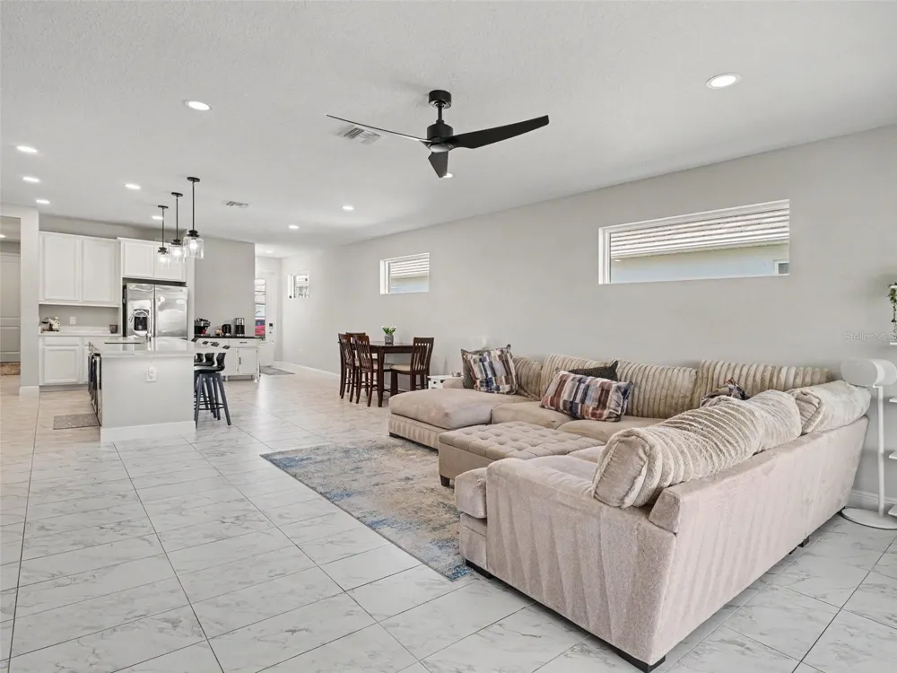 8144 STERNWAY ROAD Sarasota, FL 34240