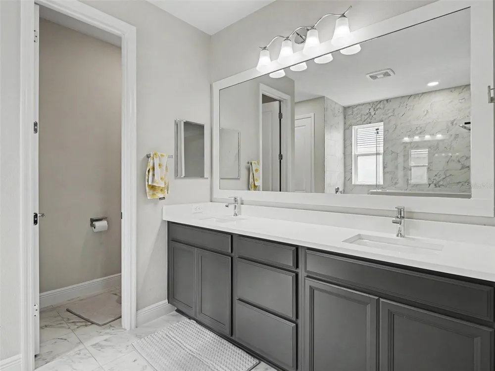 8144 STERNWAY ROAD Sarasota, FL 34240