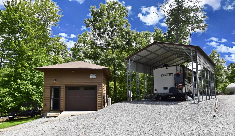 2257 Quiet Creek Lane Lenoir, NC 28645