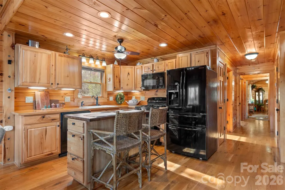 2257 Quiet Creek Lane Lenoir, NC 28645