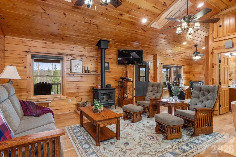 2257 Quiet Creek Lane Lenoir, NC 28645