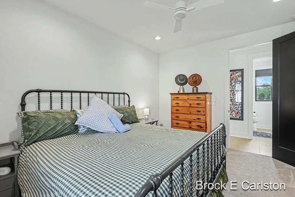 944 Boardwalk Cove Drive Muskegon, MI 49441