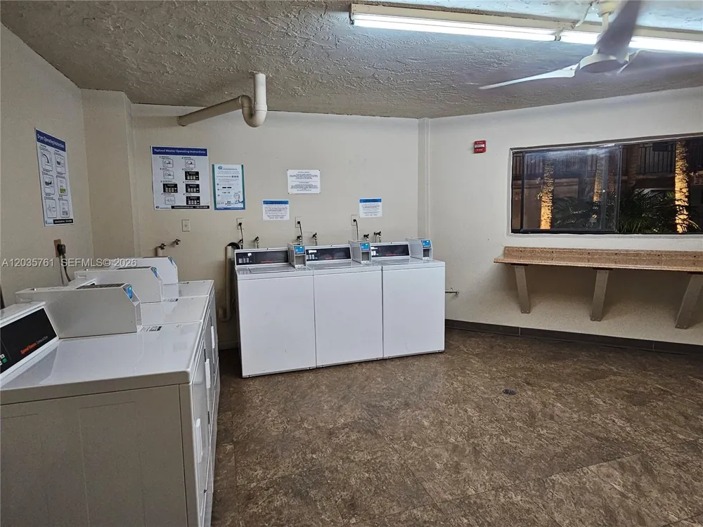 8075 SW 107th Ave #114 Miami, FL 33173