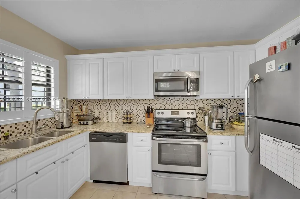 362 Prestwick Cir #3 Palm Beach Gardens, FL 33418