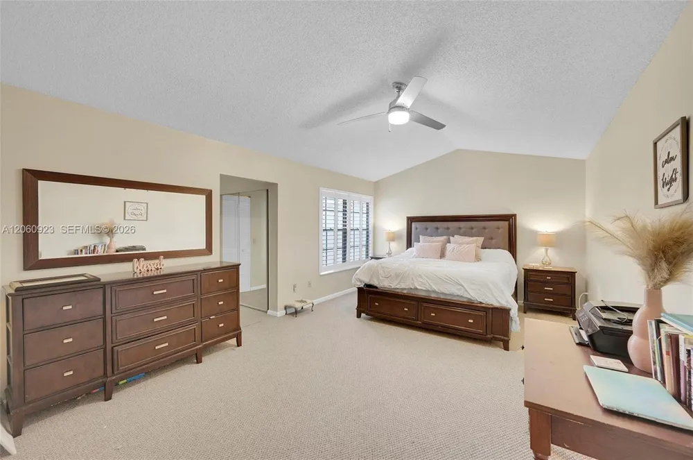 362 Prestwick Cir #3 Palm Beach Gardens, FL 33418