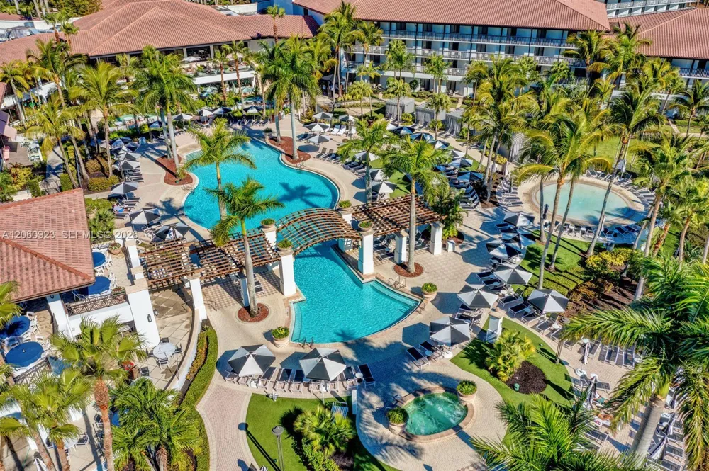 362 Prestwick Cir #3 Palm Beach Gardens, FL 33418