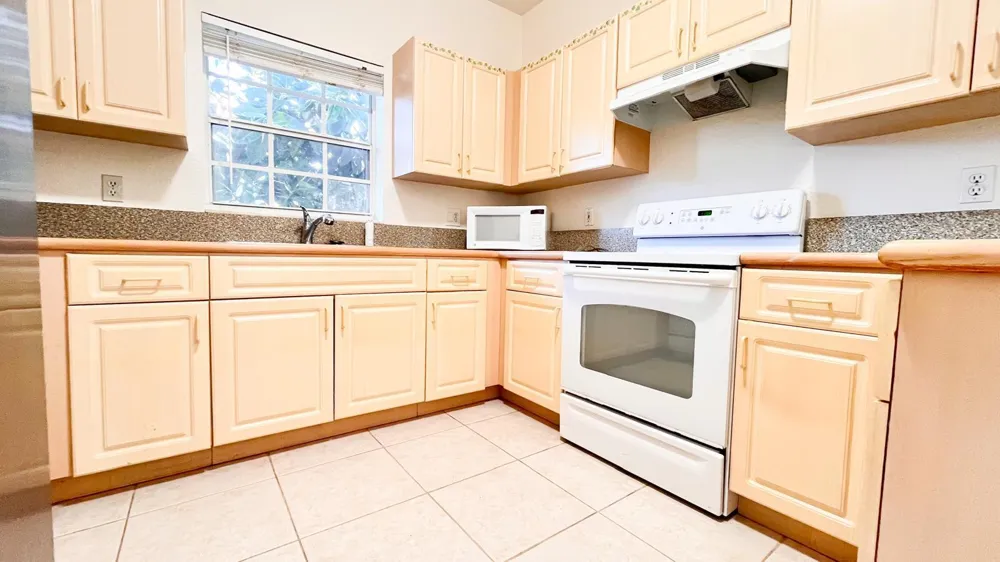 1434 Hawthorne Place Wellington, FL 33414