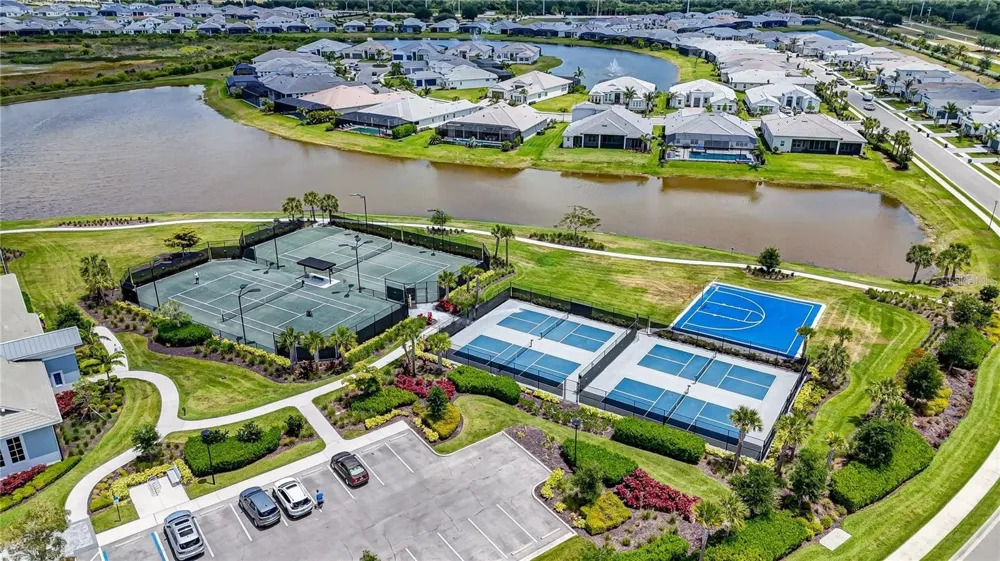 7857 REDONDA LOOP Lakewood Ranch, FL 34202