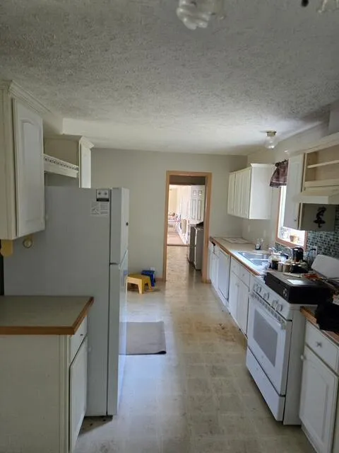 17721 Lewis Road Cement City, MI 49233