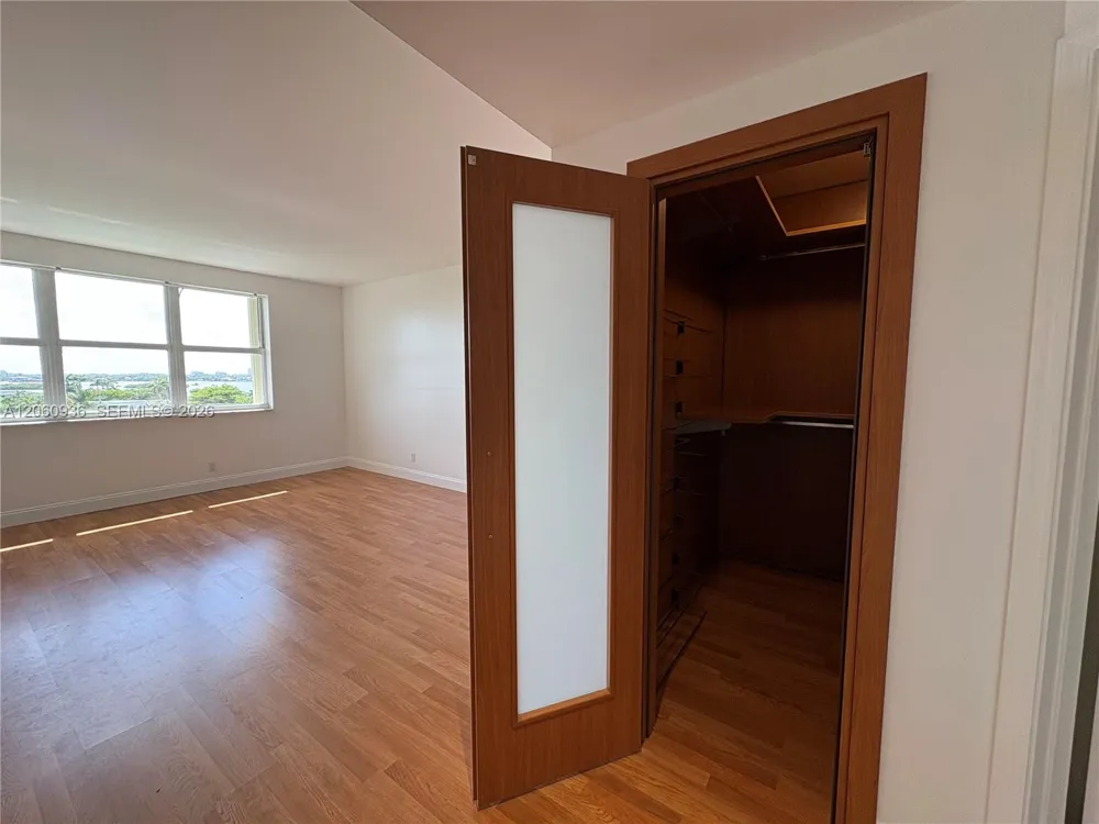 10140 W Bay Harbor Dr #603C Bay Harbor Islands, FL 33154
