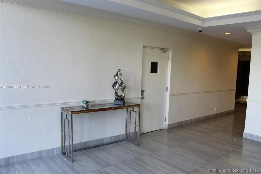 10140 W Bay Harbor Dr #603C Bay Harbor Islands, FL 33154