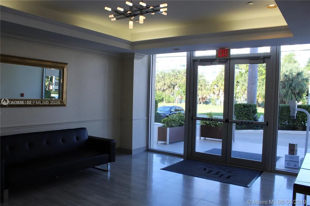10140 W Bay Harbor Dr #603C Bay Harbor Islands, FL 33154
