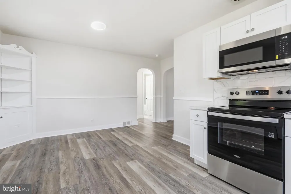 119 DELAWARE AVENUE Martinsburg, WV 25401