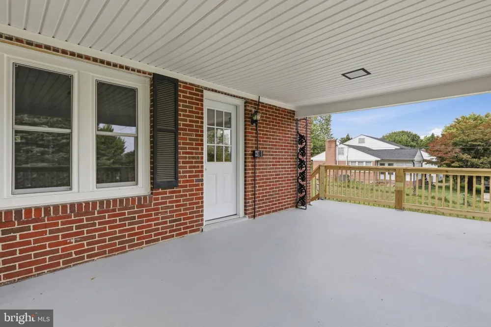119 DELAWARE AVENUE Martinsburg, WV 25401