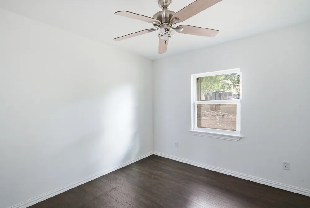 128 Redbird Lane Azle, TX 76020