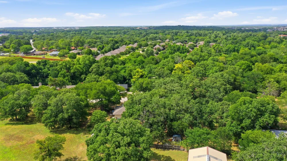 128 Redbird Lane Azle, TX 76020