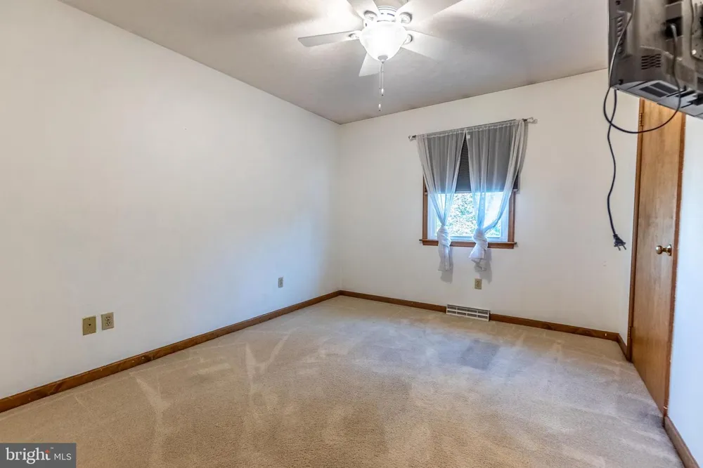 677 POPLAR STREET Hanover, PA 17331