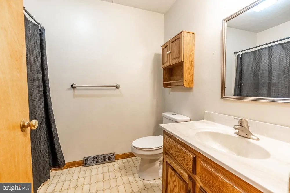 677 POPLAR STREET Hanover, PA 17331