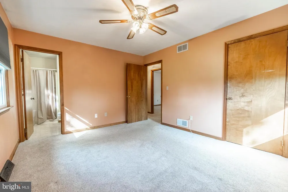 677 POPLAR STREET Hanover, PA 17331