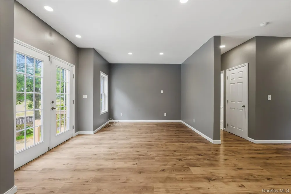 83 Kings Highway #7 New Rochelle, NY 10801