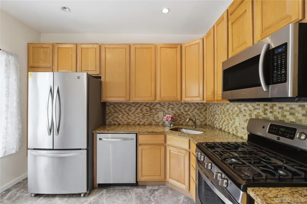 83 Kings Highway #7 New Rochelle, NY 10801