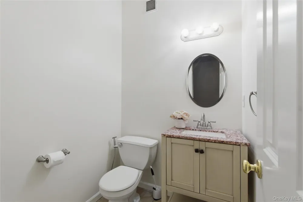 83 Kings Highway #7 New Rochelle, NY 10801