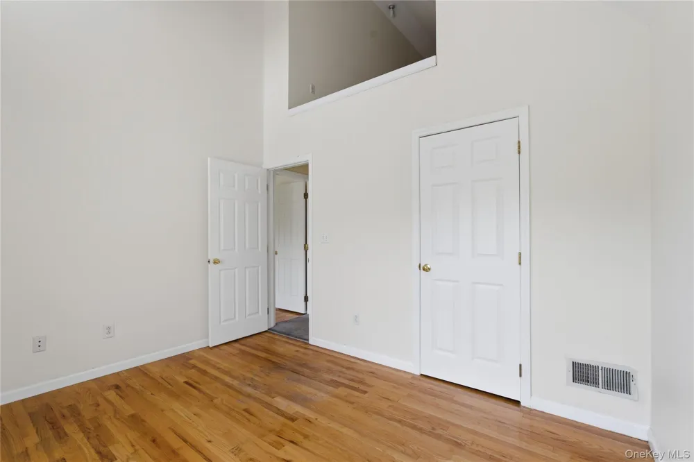 83 Kings Highway #7 New Rochelle, NY 10801
