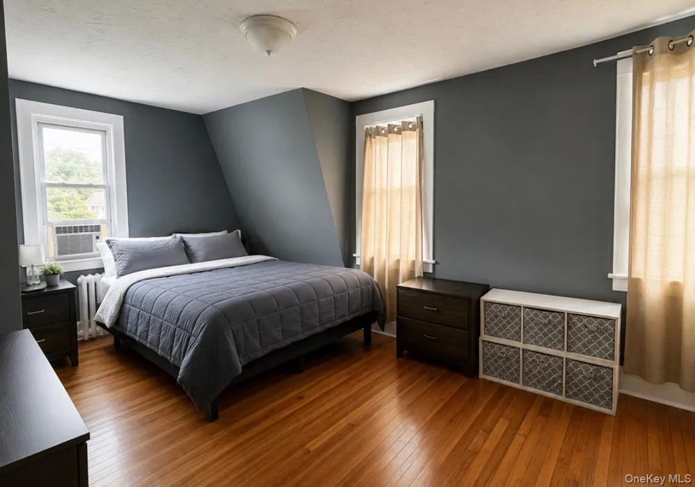3158 Lincoln Avenue Oceanside, NY 11572