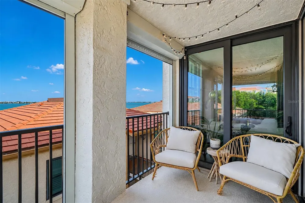 6145 SUN BOULEVARD #306 St Petersburg, FL 33715
