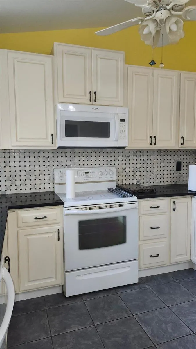 1282 SCHUMANN DRIVE Sebastian, FL 32958