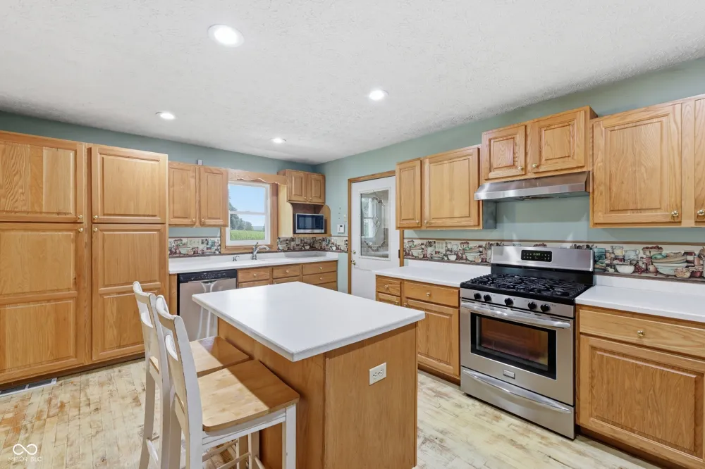 11983 Little Point Road Stilesville, IN 46180