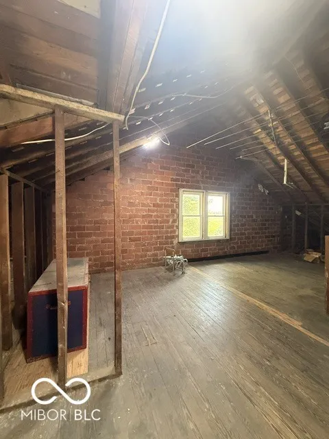 11983 Little Point Road Stilesville, IN 46180