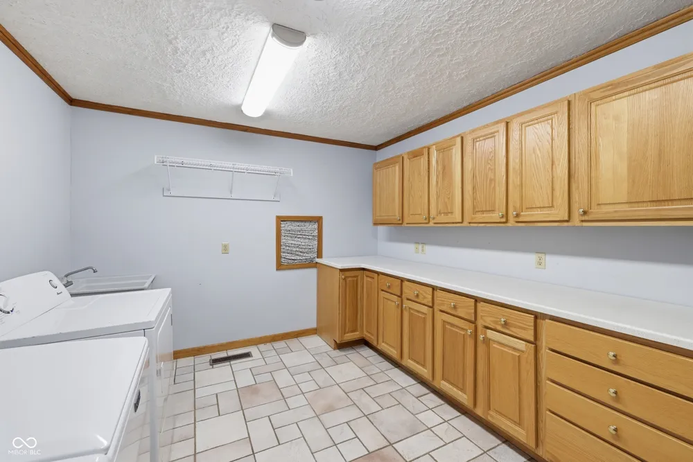 11983 Little Point Road Stilesville, IN 46180