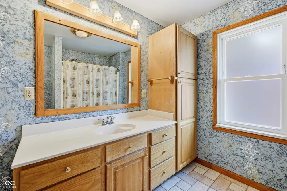 11983 Little Point Road Stilesville, IN 46180