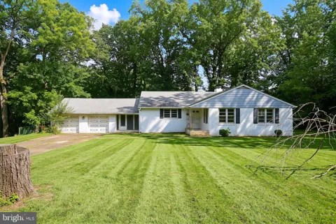 17 BROOKDALE DRIVE