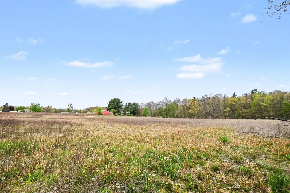 11400 Tefft Avenue NE Rockford, MI 49341