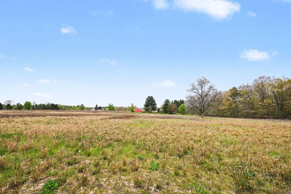 11400 Tefft Avenue NE Rockford, MI 49341