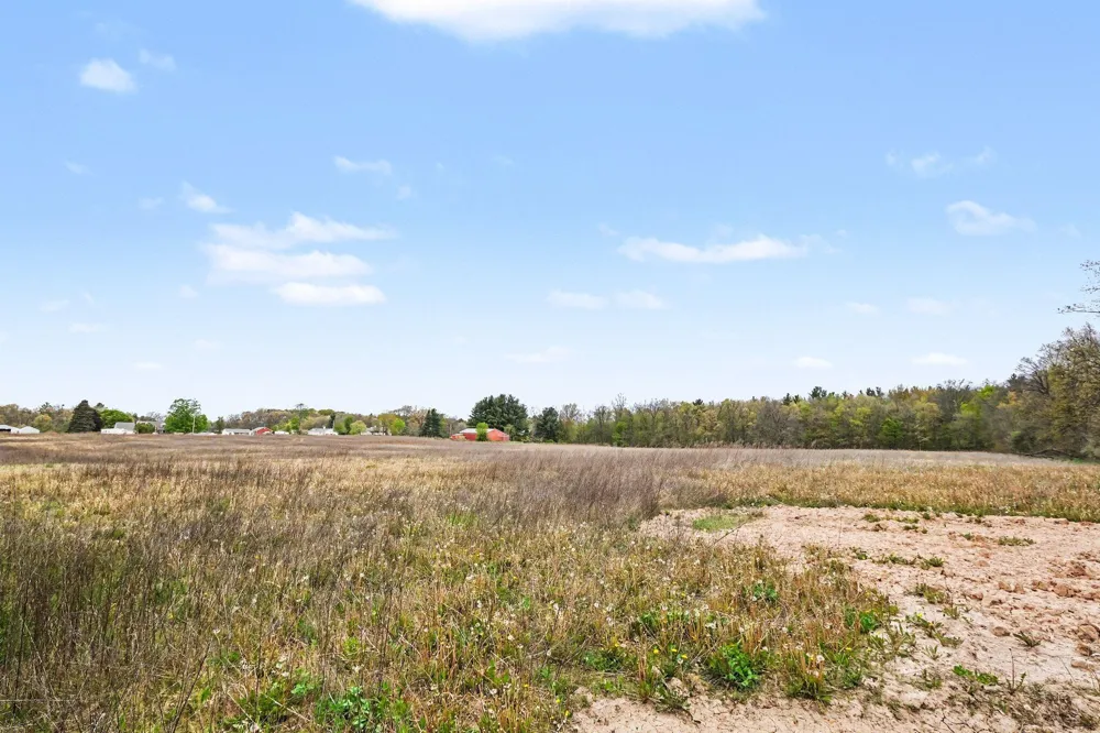 11400 Tefft Avenue NE Rockford, MI 49341