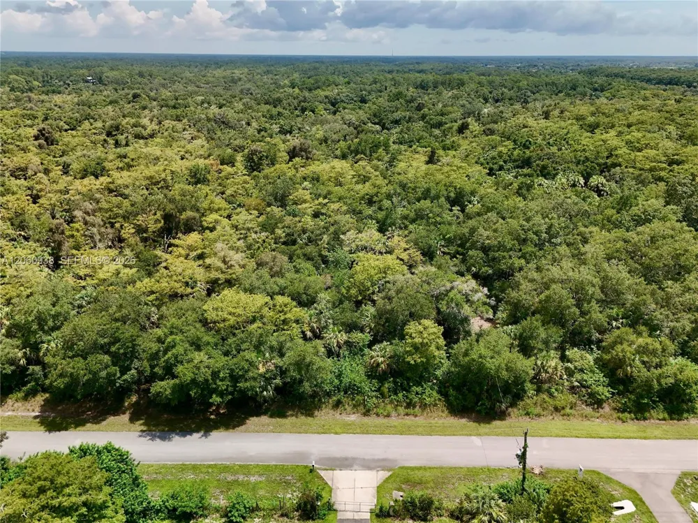 35th Ave NW Naples, FL 34120