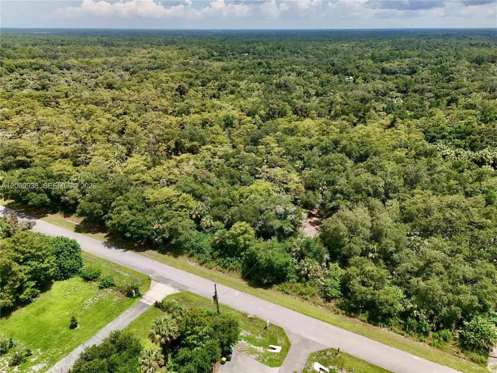 35th Ave NW Naples, FL 34120