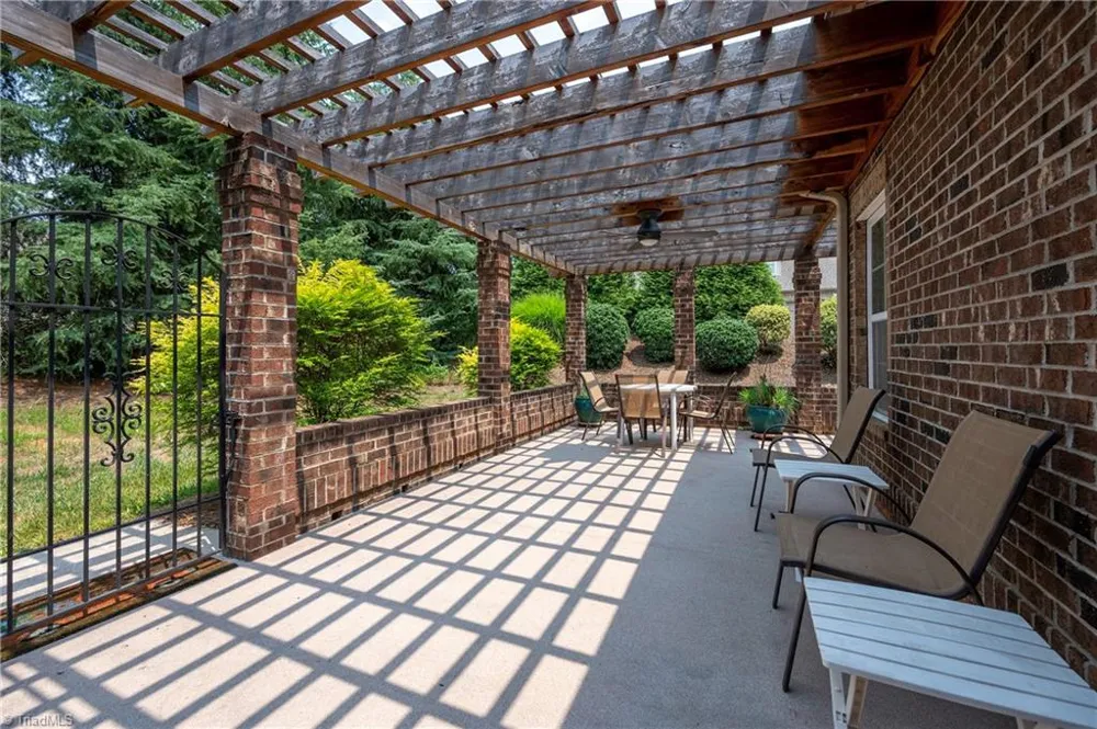 201 Friedberg Village Drive Winston-Salem, NC 27127