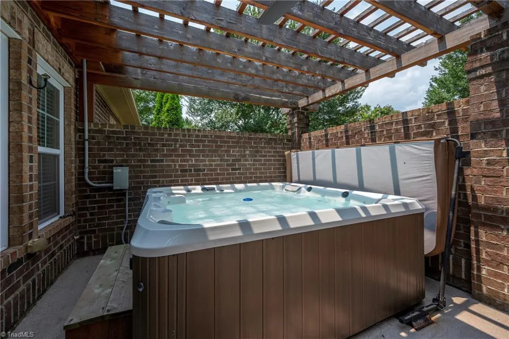 201 Friedberg Village Drive Winston-Salem, NC 27127